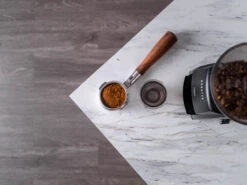 Baratza Encore ESP Coffee And Espresso Grinder - Black -Coffee Drink Store 2022.9.8BlackEncoreESPDosingCup 1 2