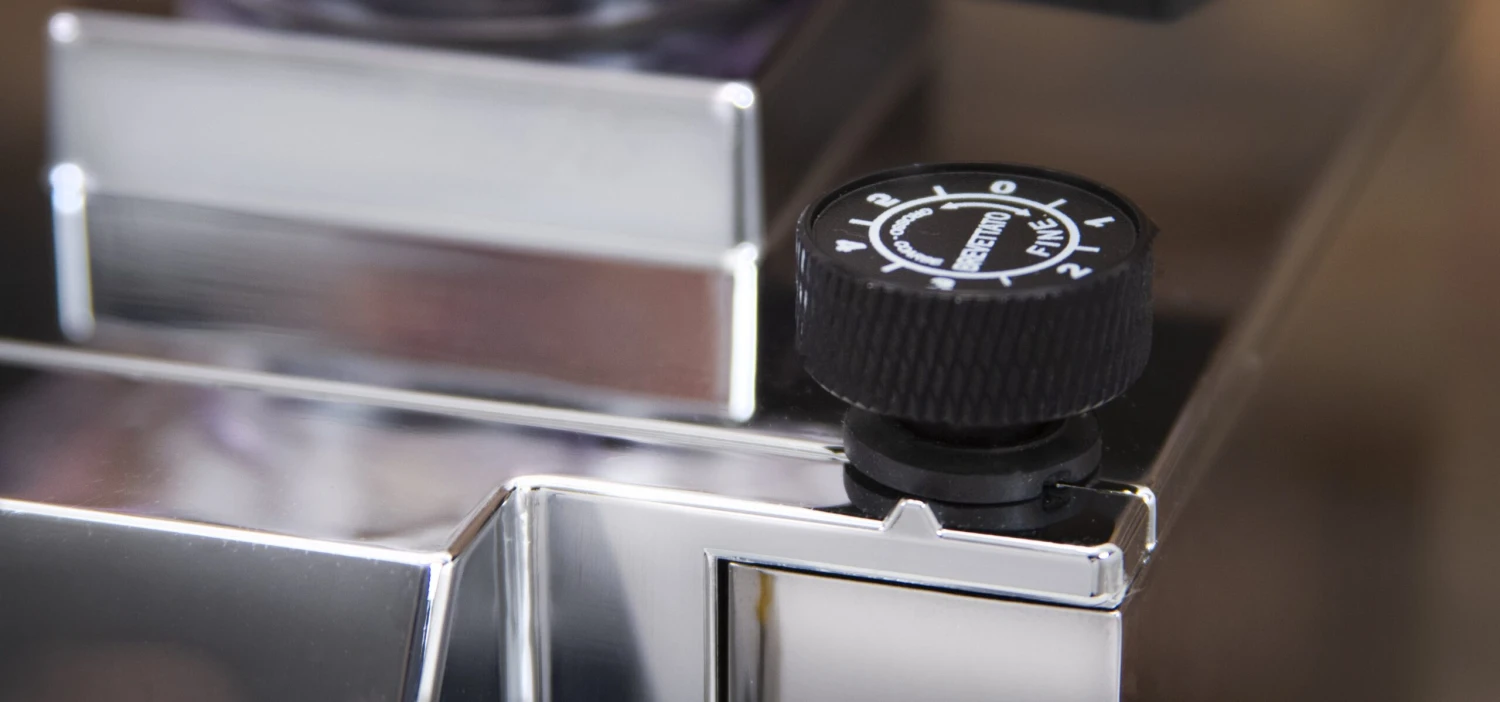 Eureka Mignon Silenzio Espresso Grinder In Tiffany Blue 9 Eureka Mignon Silenzio Espresso Grinder In Tiffany Blue - Image 9