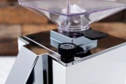 Eureka Mignon Silenzio Espresso Grinder In White -Coffee Drink Store IMG 7179