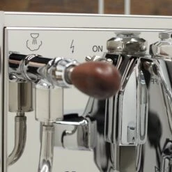 Bezzera Magica PID Espresso Machine With Flow Control - Rosewood 15 Bezzera Magica PID Espresso Machine With Flow Control - Rosewood -Coffee Drink Store IMG 8541 0e854490 fabb 47c8 9d3b 92693a88716a