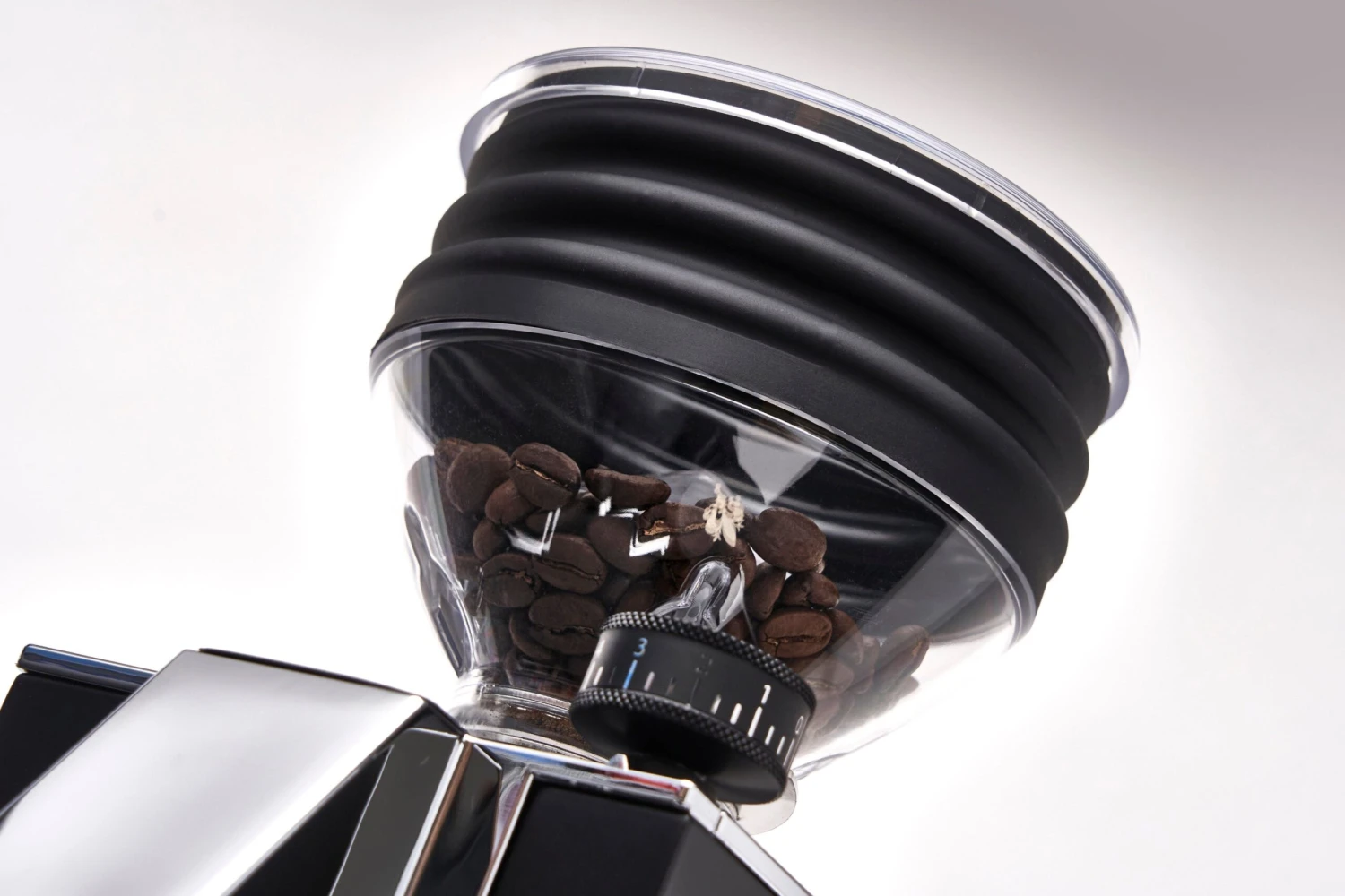 Eureka Mignon Zero Single Dose Coffee Grinder - Ferrari Red 5 Eureka Mignon Zero Single Dose Coffee Grinder - Ferrari Red - Image 5