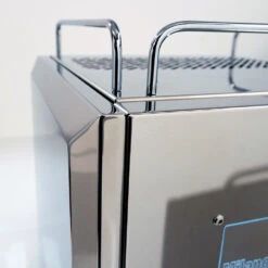 Bezzera DUO MN Dual Boiler Espresso Machine With Flow Control - Total Black -Coffee Drink Store bezzera duo mn 7 craftsmanship e3adda27 bc69 427d 833a 72d8e3c6120e