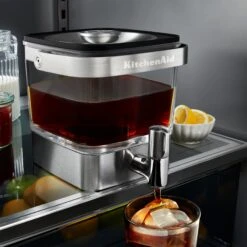 KitchenAid® Cold Brew Coffee Maker - 19 Cup -Coffee Drink Store kitchenaidcoldbrewmakerlifestyle2